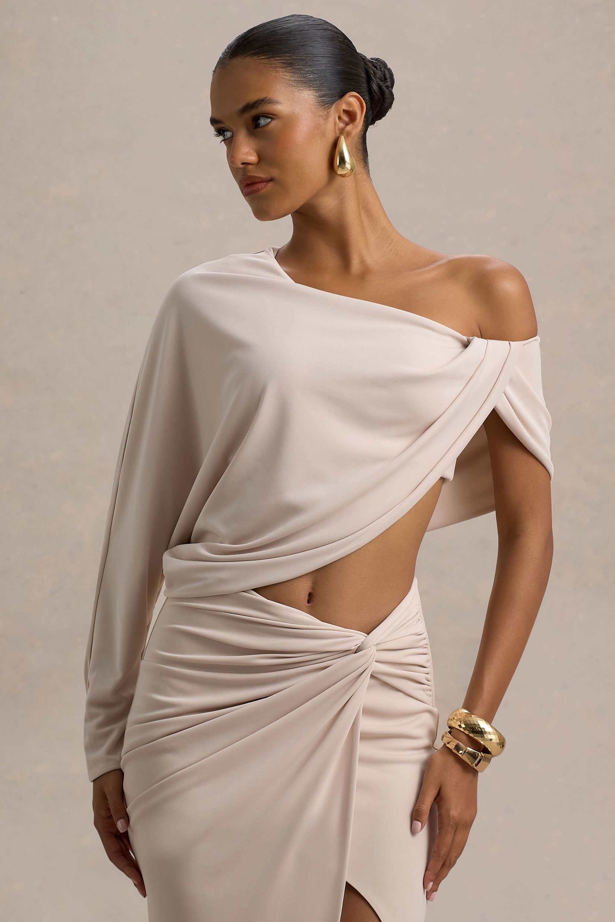 Dua | Cream Asymmetric One-Sleeve Draped Top